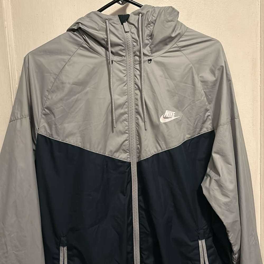 Men’s Nike Large softshell jacket